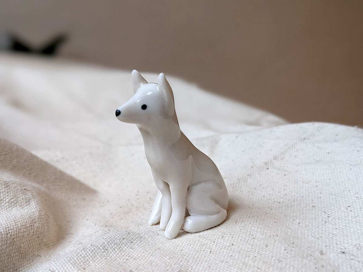 Ceramic Arctic Fox - Image 3